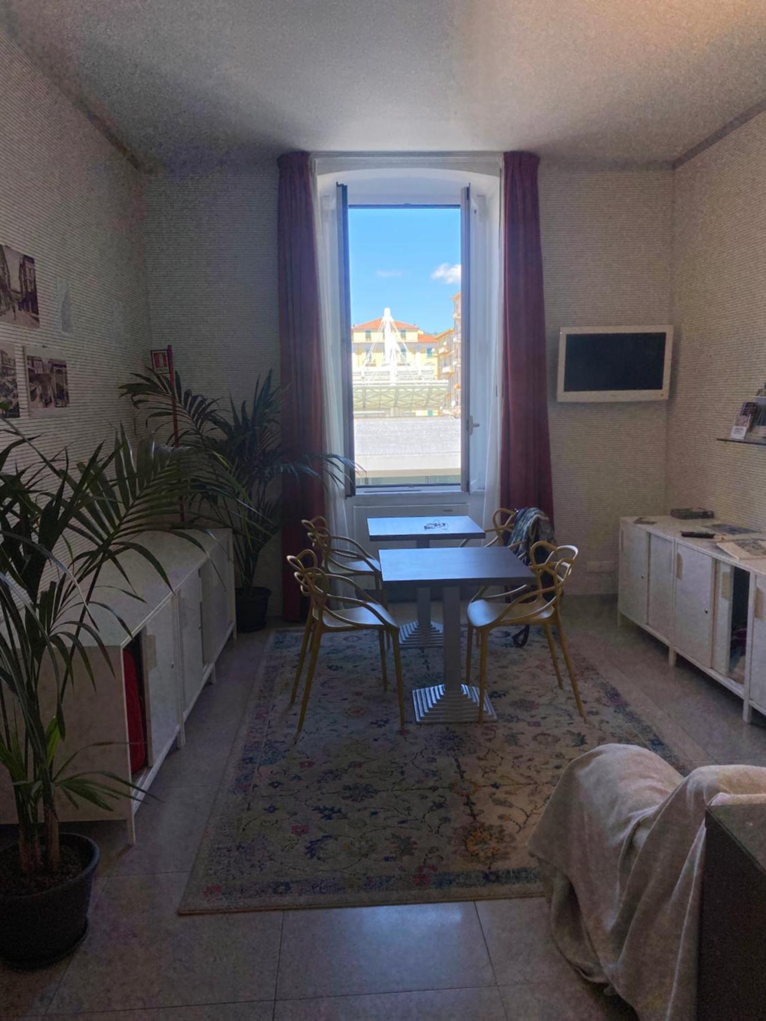 54 Rosselli Rooms La Spezia Kültér fotó