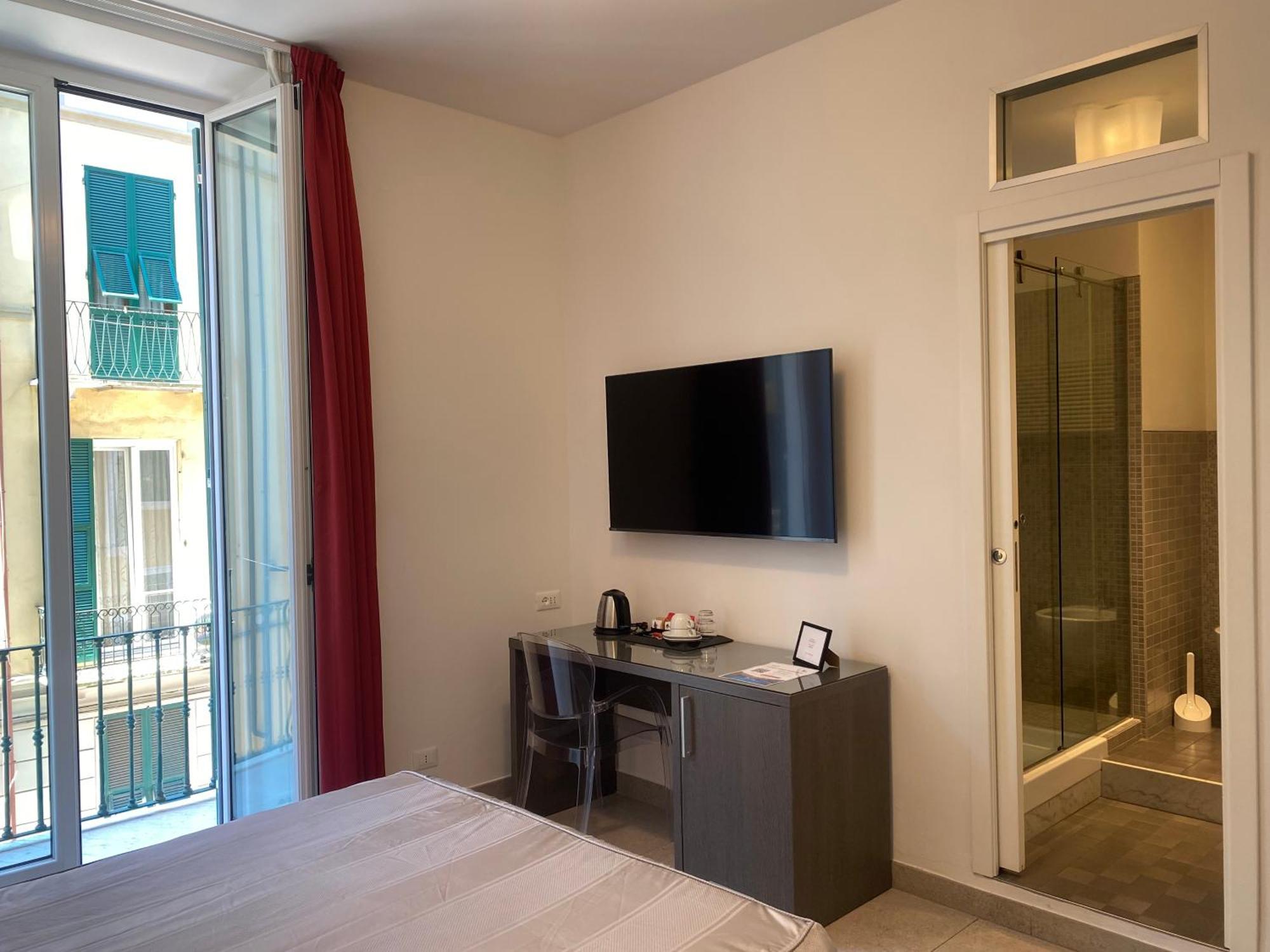 54 Rosselli Rooms La Spezia Kültér fotó