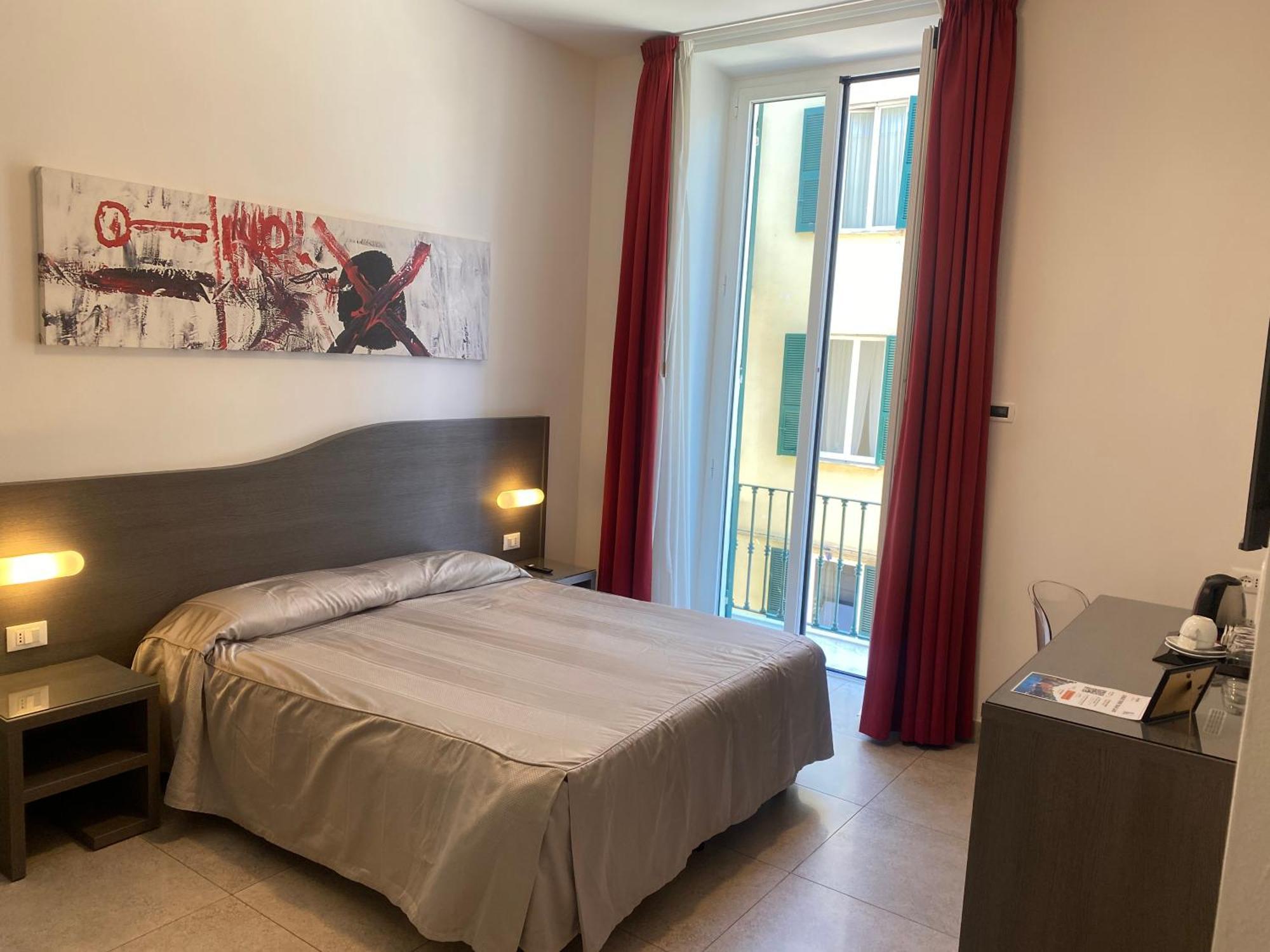 54 Rosselli Rooms La Spezia Kültér fotó